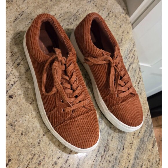 American Eagle Outfitters Shoes - American Eagle Women Size 10 Orange Corduroy Lace up Shoes Sneakers Fall Pumpkin